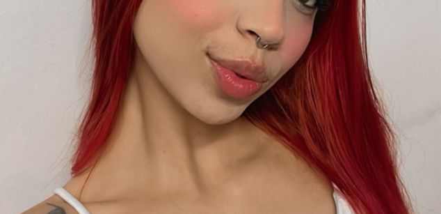 Model - Polygonnia cuckold