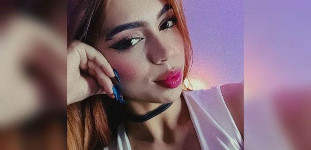 Model - Polygonnia cuckold