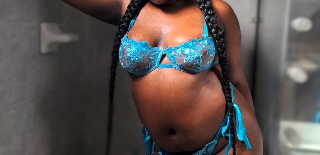 Model - Nany Moreno hairy