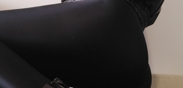 Model - Kinkueen Findom