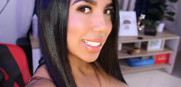 Model - Mistress Valery latina