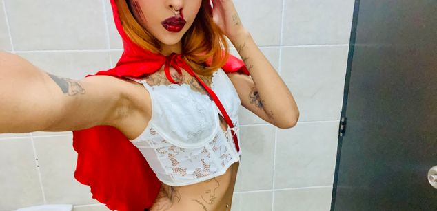 Model - Carmilla sph