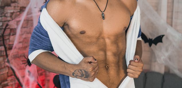 Model - wyatt bigass