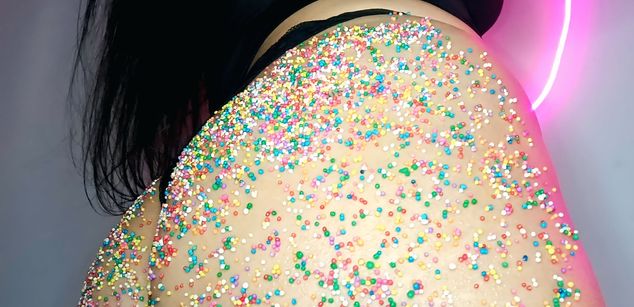 Model - Lolita Brunette Cum