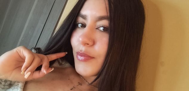 Model - JoyHills fetish