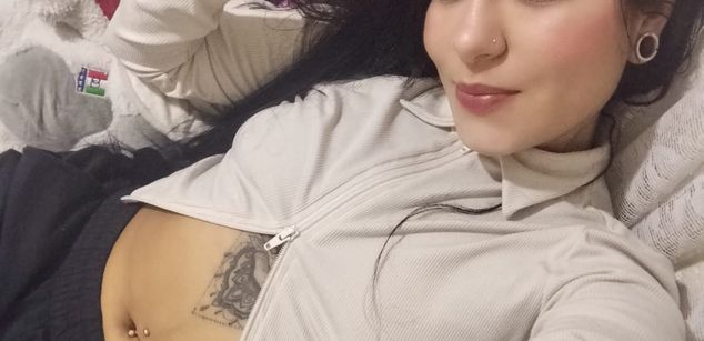 Model - JoyHills fetish