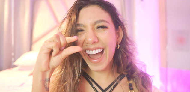 Model - Miss Martina latina