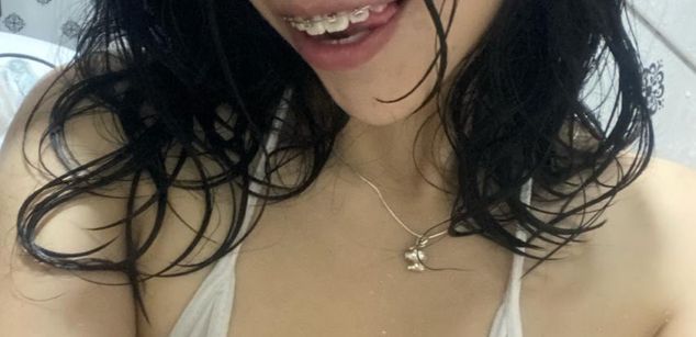 Model - bella star bigass