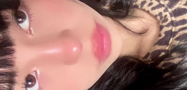 Model - bella star bigass