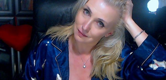 Model - NightBeauty findom