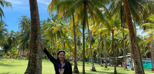 Model - Iris Moira feet