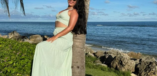 Model - Iris Moira feet