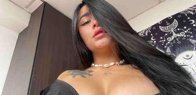 Model - Lexxiee Haze bigass