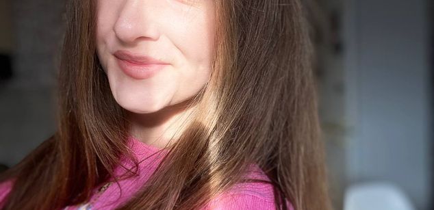 Model - Pamela naughty