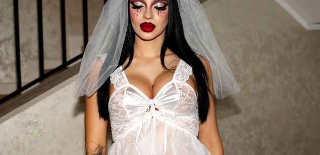 Model - Velma Evans bigass