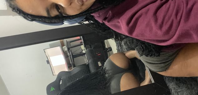 Model - Mia Cinnamon bigass