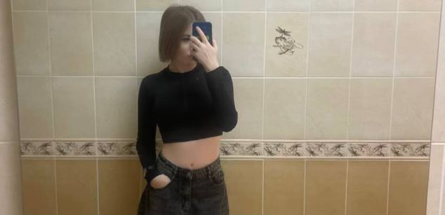 Model - NayaValen cute