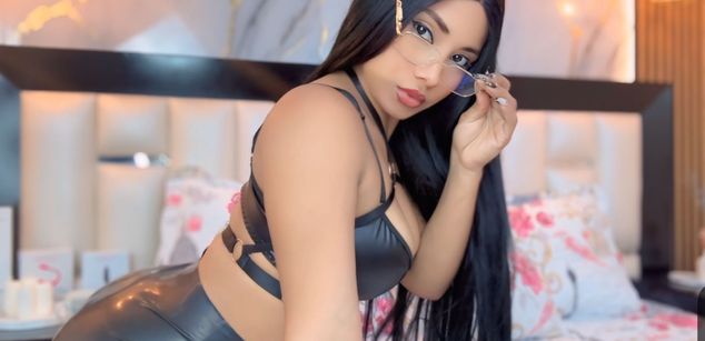 Model - SofiaLaurents Blackmail