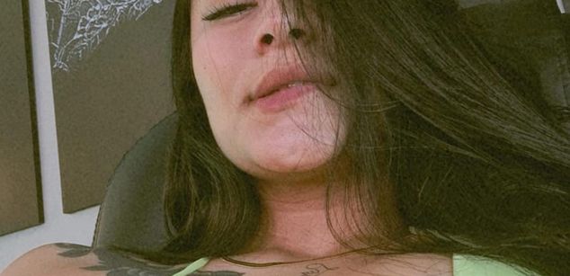 Model - Lexxiee Haze bigass