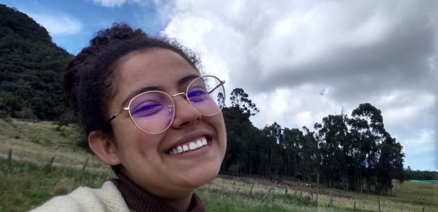 Model - NoaVega young