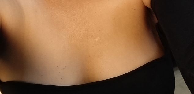 Model - Jessica Bonnet feet