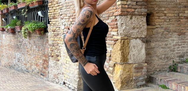 Model - MaaiaRaysa tattoo