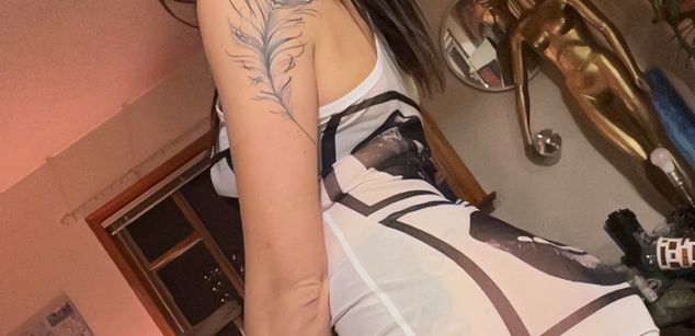 Model - Dylan Dixx mistress