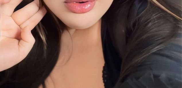 Model - Swtt_Kim feet