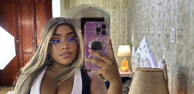 Model - Tianah Glow Femdom