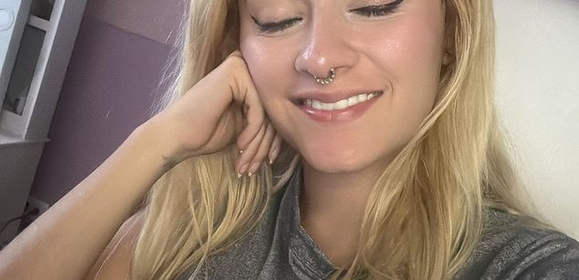 Model - jean_monroe lovens