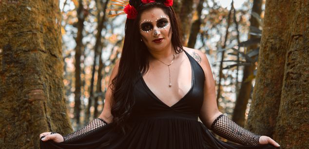 Model - Victoria Guzman dildos