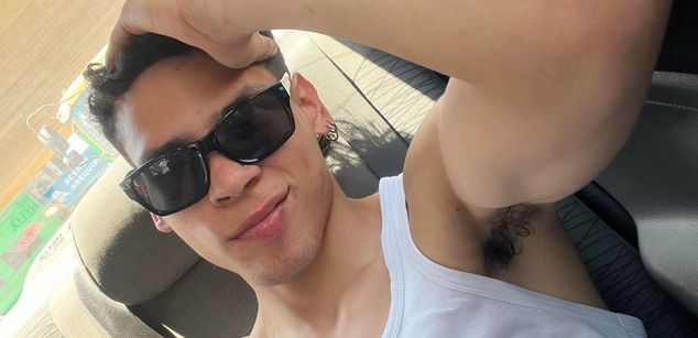 Model - Poysonsam bisexual