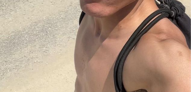 Model - Poysonsam bisexual