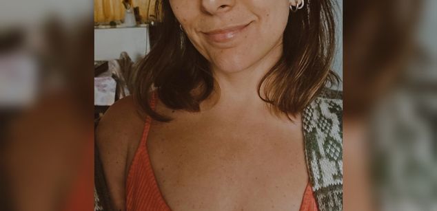 Model - Claire Domina joi