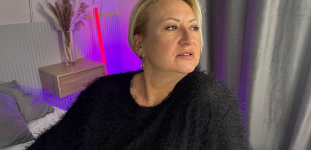 Model - Jessika blond