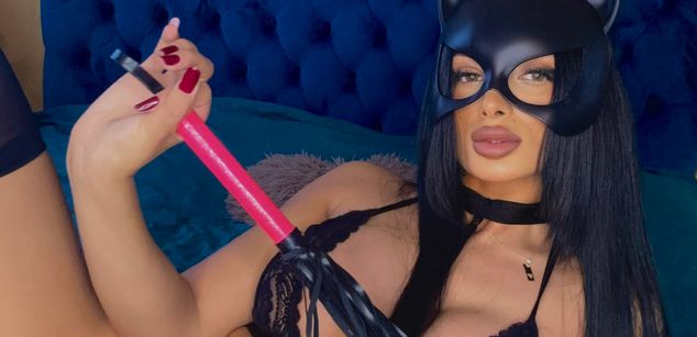 Model - SashaBae teen