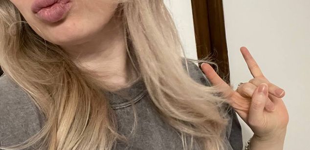 Model - CitrusBliss legs