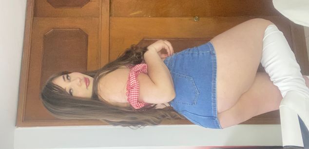 Model - Elisacolevanss teen