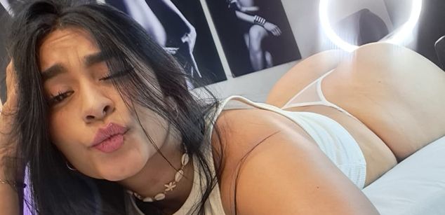 Model - Lexxiee Haze bigass