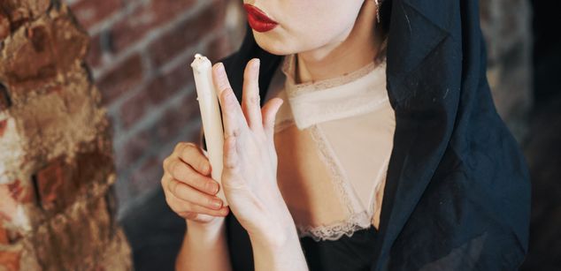 Model - Judy Hick feet