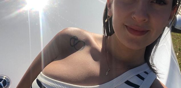 Model - Luna Carter Slave