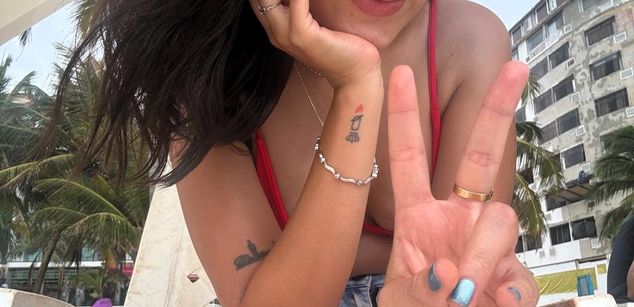 Model - Luna Carter Slave