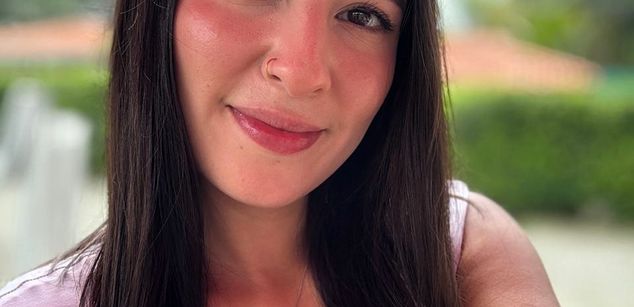 Model - Luna Carter Slave