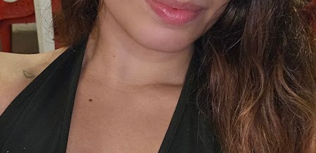 Model - Megan thomson JOI