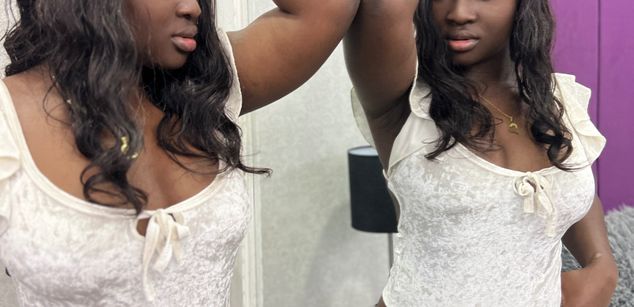 Model - AnnieVex GODDESS