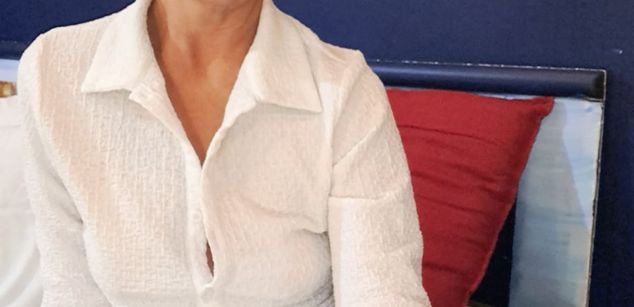 Model - SashCarter FemDom