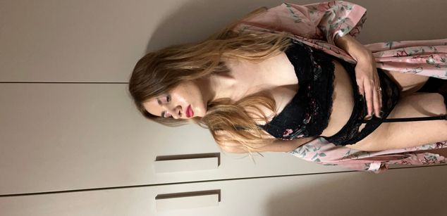 Model - ChiaraVenturi young