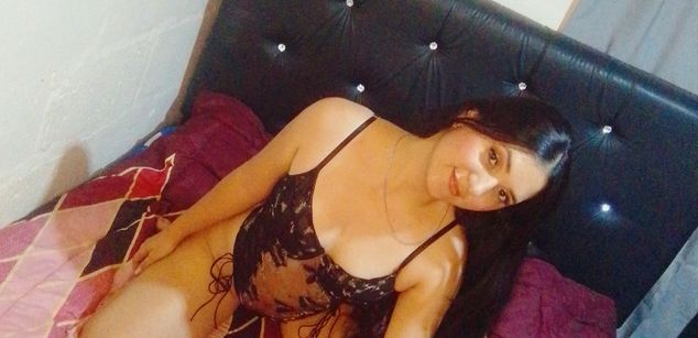 Model - Victoria Lucia teen