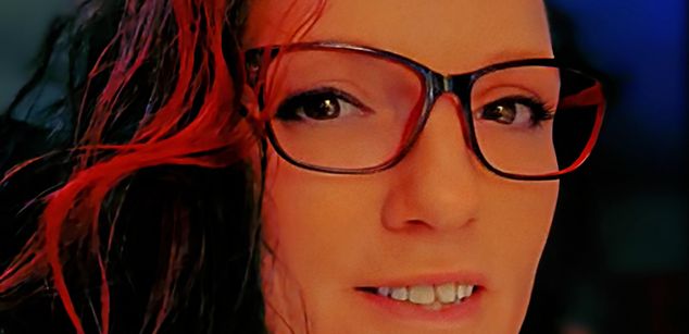 Model - A.J Buttons Mistress