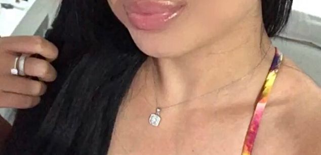 Model - Asha bigboobs